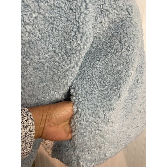 Levis Light Blue Faux Fur Sherpa Jacket Womens S Polyester Quilted Lining Warm - Picture 8 of 16